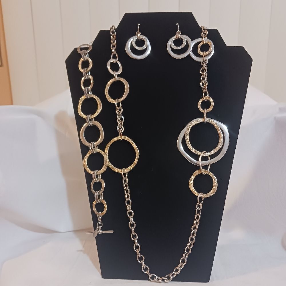 Chic Gold and Silver Circle Necklace Set